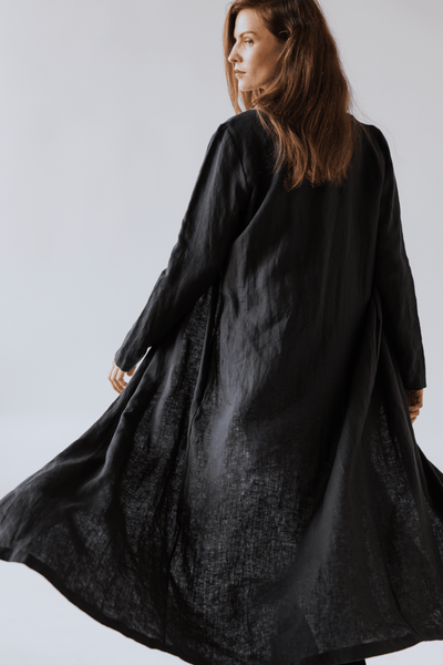 Minimalist Long Linen Jacket – Timeless Elegance in Every Thread